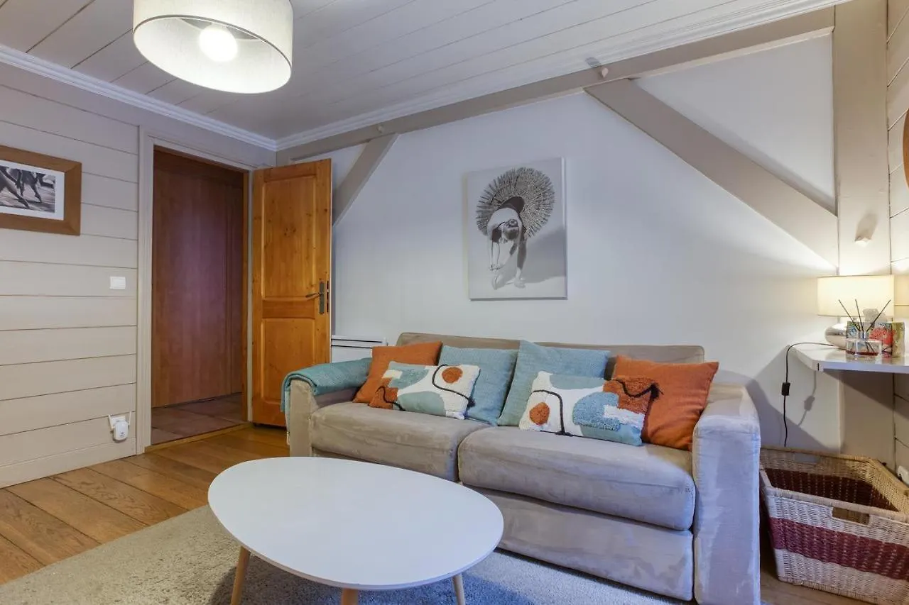 Apt Climatise Au Pied Des Cols La Bathie Apartment
